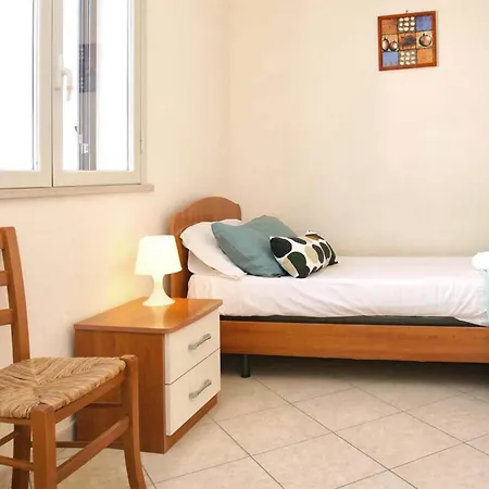 Apartment Amazing In With Kitchen Marzamemi